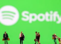 Spotify recortará 1.500 puestos de trabajo en la tercera ronda de despidos de este año, las acciones suben