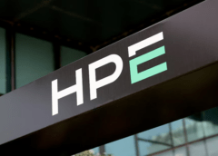 HPE eleva sus previsiones más allá de los objetivos de 2028 gracias a la sólida demanda de IA; sus acciones se disparan un 36%.