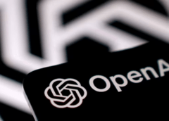 OpenAI lanza los modelos de voz GPT-Live que escuchan y hablan simultáneamente.