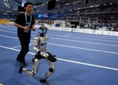 La caída posterior a la salida a bolsa del fabricante chino de robots Unitree desata temores de burbuja.